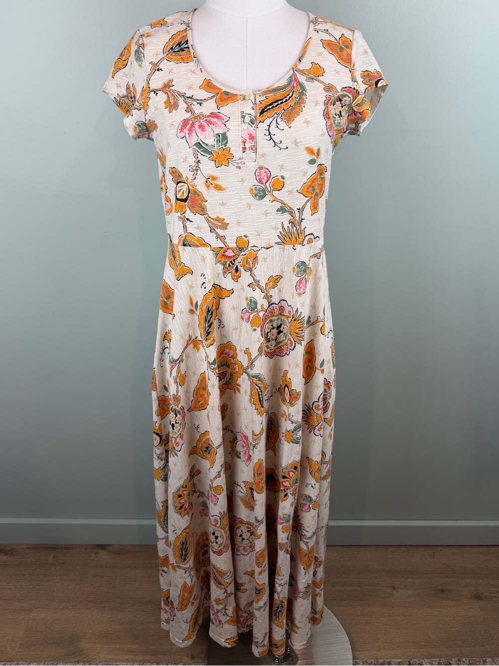 Chaps Cream & Yellow Floral Floral Cotton Midi fit & Flare shirt Dress boho Med.